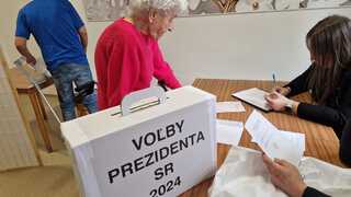 Išla voliť aj napriek vysokému veku. Pani Mária má 102 rokov, ale doma počas volieb neostala