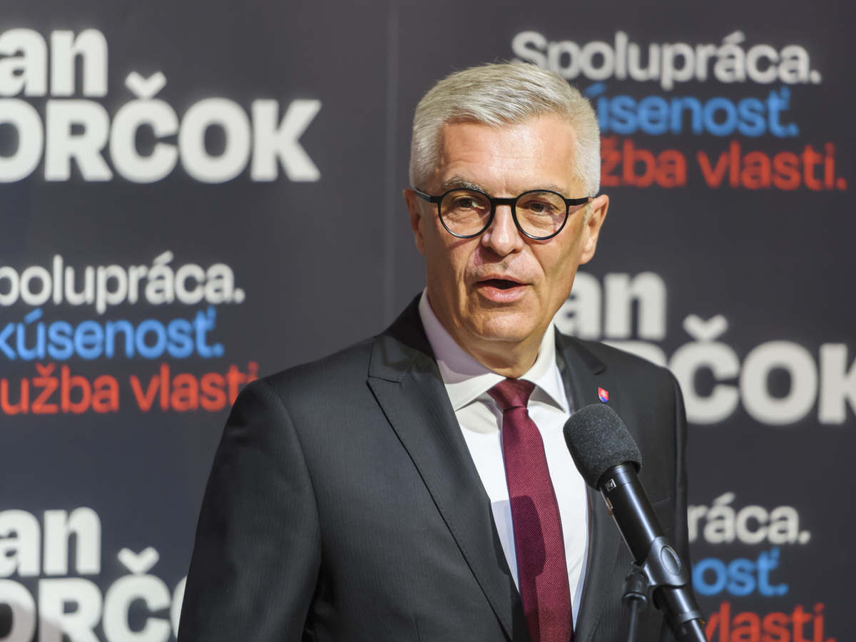 Ivan Korčok prišiel do svojej volebnej centrály
