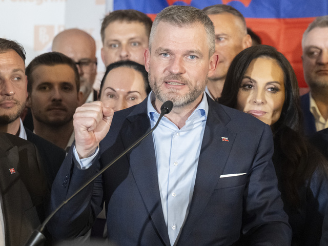 Lepší plat, ochutnávači, doživotná ochranka aj auto. Na aké benefity sa môže tešiť nový prezident?