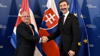 Minister Juraj Blanár s veľvyslancom Rafaelom P. Pinom Bécquerom