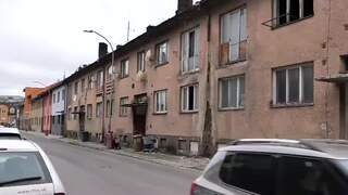 V Čadci chcú zbúrať bytový dom, kde stále žijú ľudia. Ocitnú sa nájomníci na ulici?