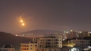 Izrael odpovie Iránu činmi, nie slovami, tvrdí armáda. Prezidentka SR útok odsúdila, k situácii sa vyjadril aj Pellegrini