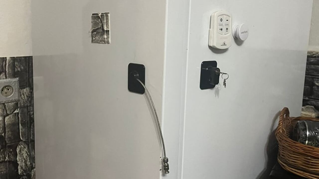 zámok na chladničke