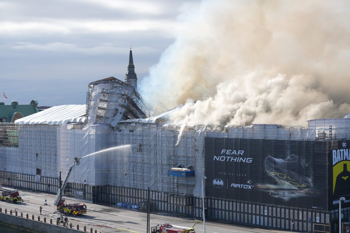 Denmark_Fire253012.jpg