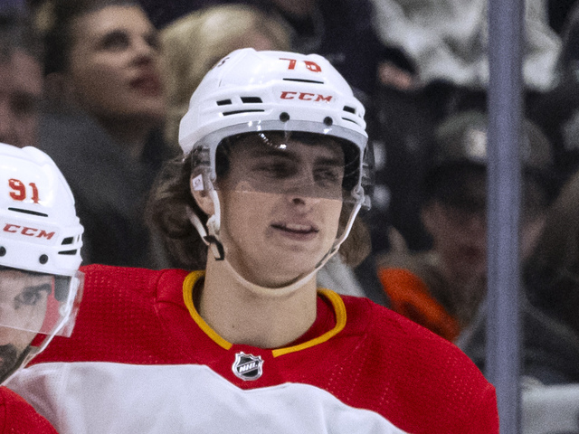Slovenskú reprezentáciu posilní ďalší Slovák z NHL. Útočník z Calgary sa pridá k Slafkovskému a Nemcovi