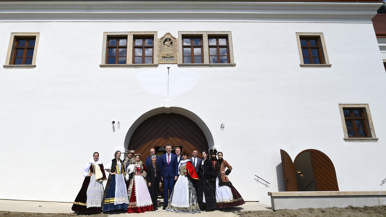 Zrekonštruavaný Draškovičov kaštieľ v Čachticiach