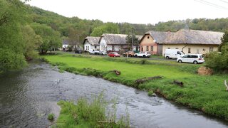 Príslušníci OS SR sa pustili do upratovania. Vojaci so svojimi rodinami v rámci Dňa Zeme vyzbierali takmer 3500 kilogramov odpadu