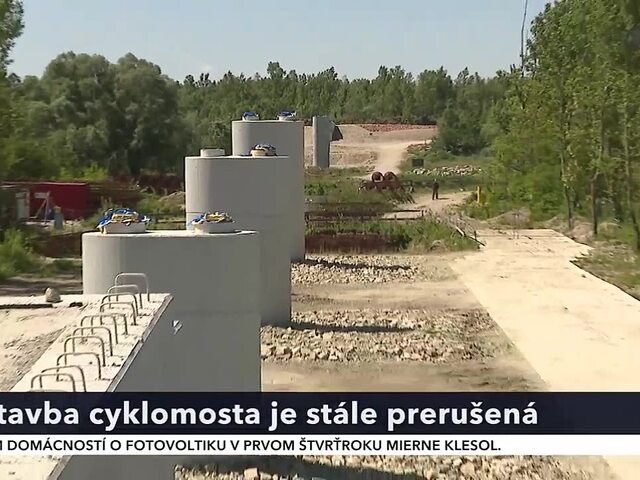 Slovensku hrozí medzinárodná blamáž. Výstavba cyklomosta je stále prerušená