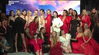 Pokračovanie Bratislavských módnych dní. Po móle sa prešli aj známe osobnosti