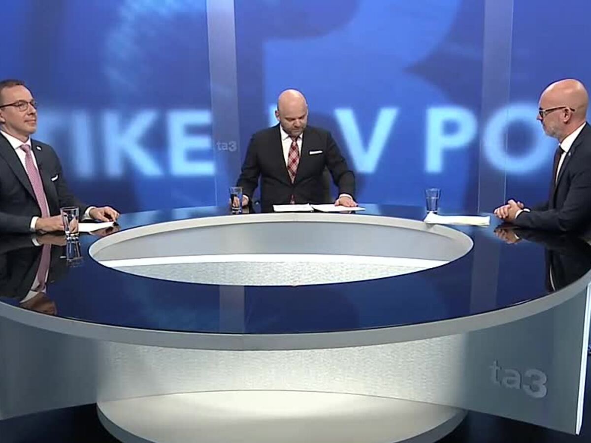 v politike