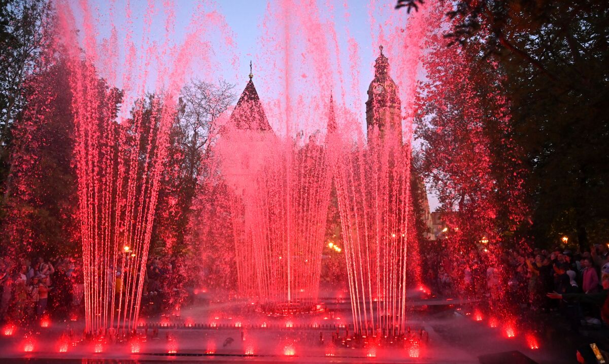 Uvedenie Spievajúcej fontány v Košiciach do života