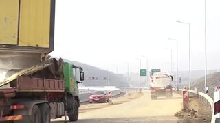 Zoženú ďalšie peniaze? Rezort dopravy dáva od cesty tretej triedy ruky preč