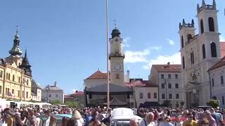 V Banskej Bystrici bol 1. máj špeciálny. Stretli sa priaznivci veteránov a pomohli aj charite