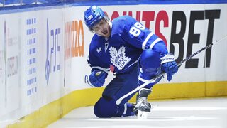NHL: Toronto si proti Bostonu vynútilo siedmy duel. Nylander s dvoma gólmi