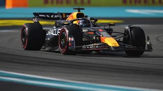 F1: Verstappen je najrýchlejší v kvalifikácii šprintu. Do prvého radu sa kvalifikovali aj Leclerc a Perez