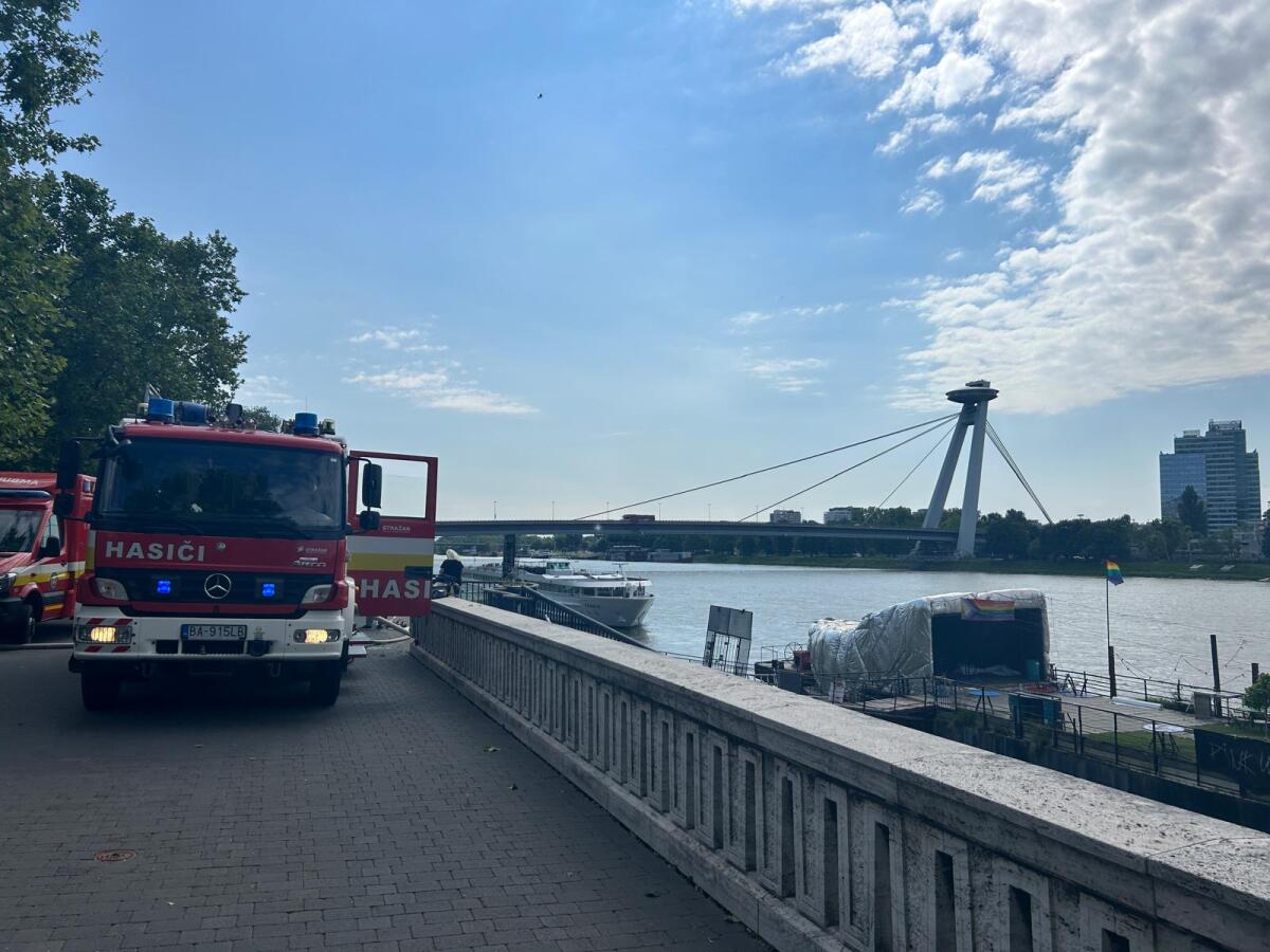 požiar Dunaj loď podnik