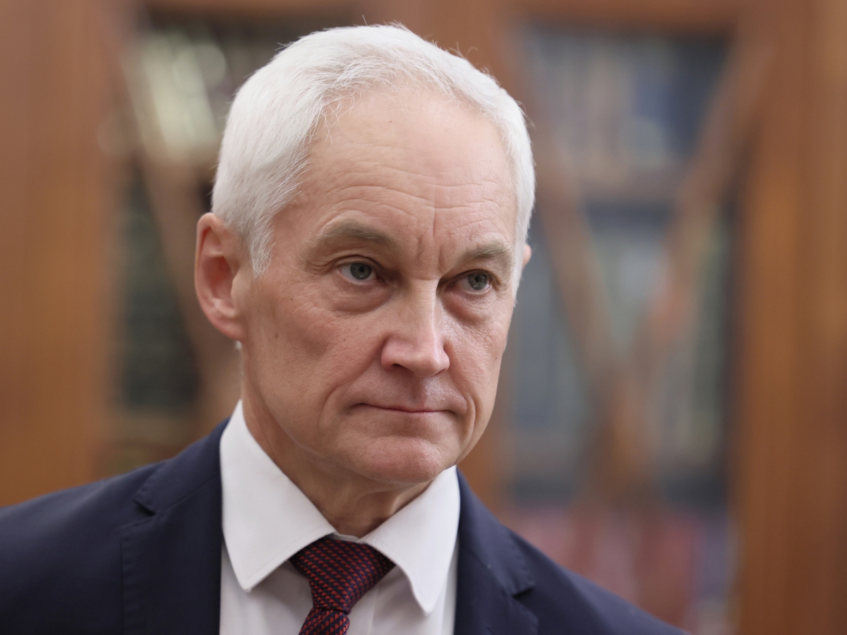 Russia_Cabinet324892.jpg