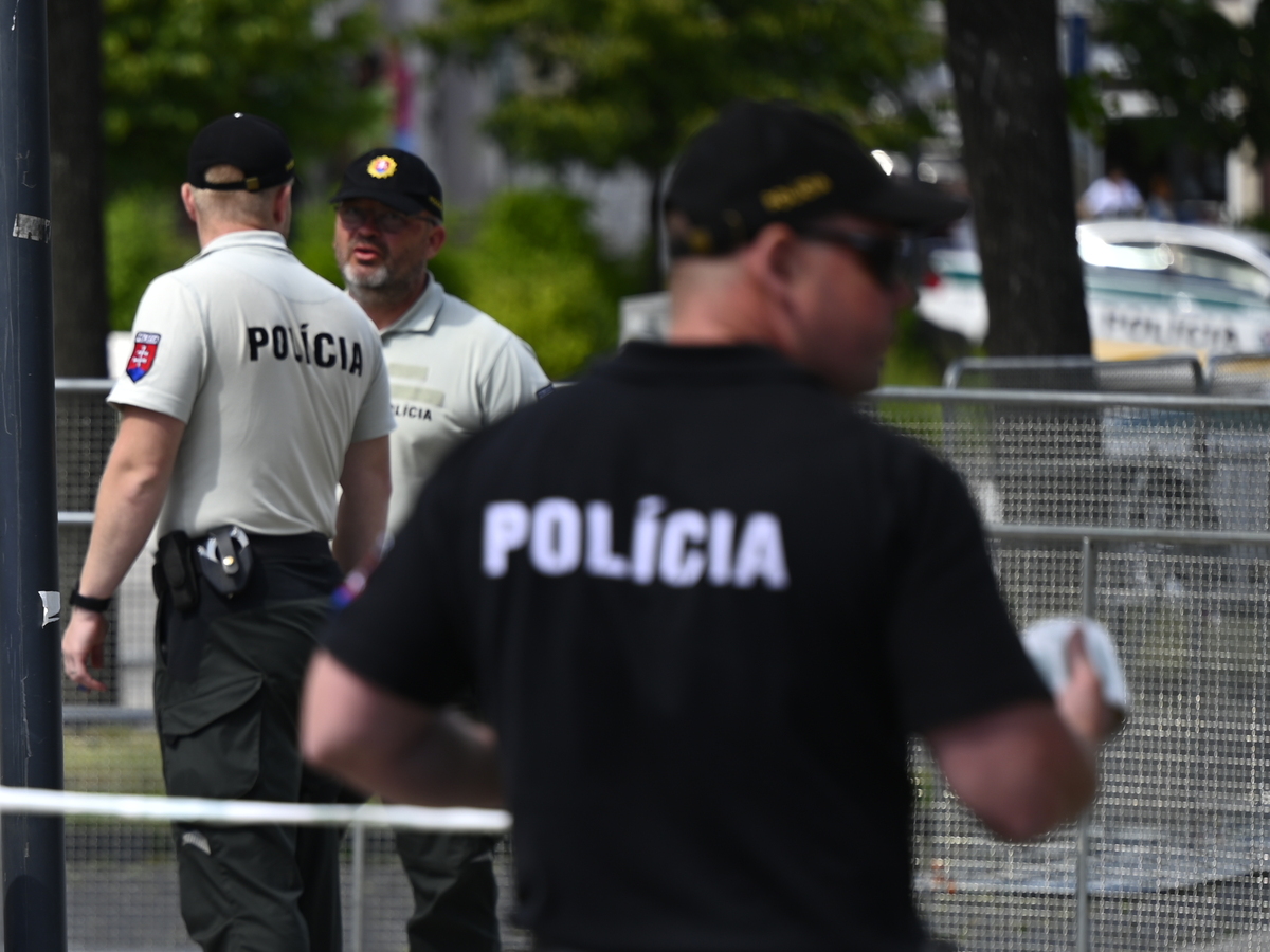 Fico streľba atentát Handlová