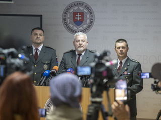 policajný zbor tlačovka atentát bomby