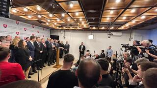 Koalícia navrhla výzvu na nešírenie nenávisti.  Týmto uznesením by mal parlament odsúdiť atentát na premiéra