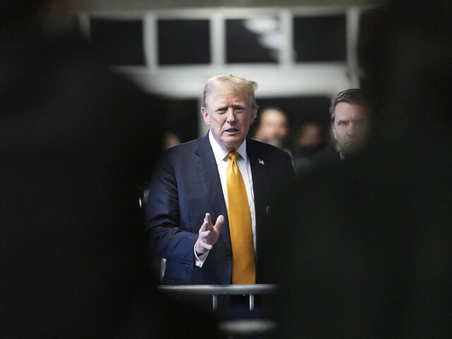 Čo ak by voľby vyhral Trump? Odborníci analyzujú možné scenáre vývoja konfliktu na Ukrajine