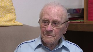 Stal sa tvárou zbierky munície pre Ukrajinu. Veterán Šimko oslavuje 100 rokov (rozhovor) 