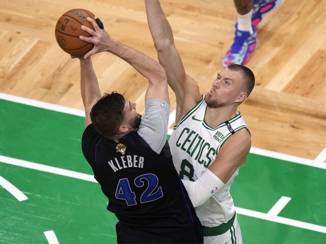 NBA: Boston vstúpil úspešne do bojov o titul. Presvedčivo zdolal Dallas