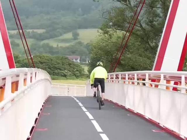 Čoskoro prepoja tri kraje. Trenčianska župa sprístupnila dôležité úseky Vážskej cyklomagistrály  