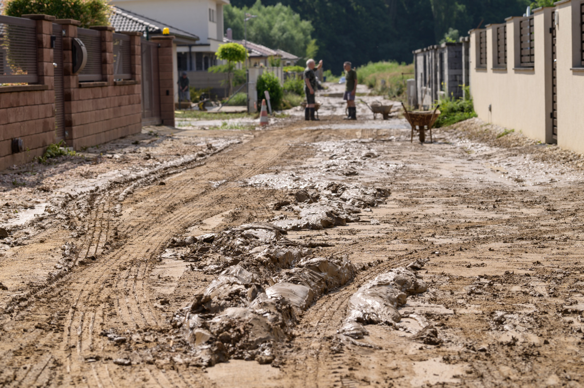 Škody povodne v Nitre. 