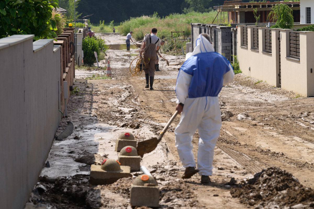 Škody povodne v Nitre. 