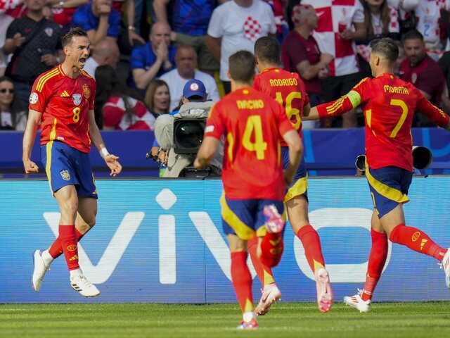 Prvý šláger šampionátu sa skončil jasným triumfom Španielov. Chorvátov vybavili už v prvom polčase