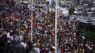 Protesty proti krajnej pravici vo Francúzsku. Má šancu dostať sa do vlády prvýkrát od druhej svetovej vojny