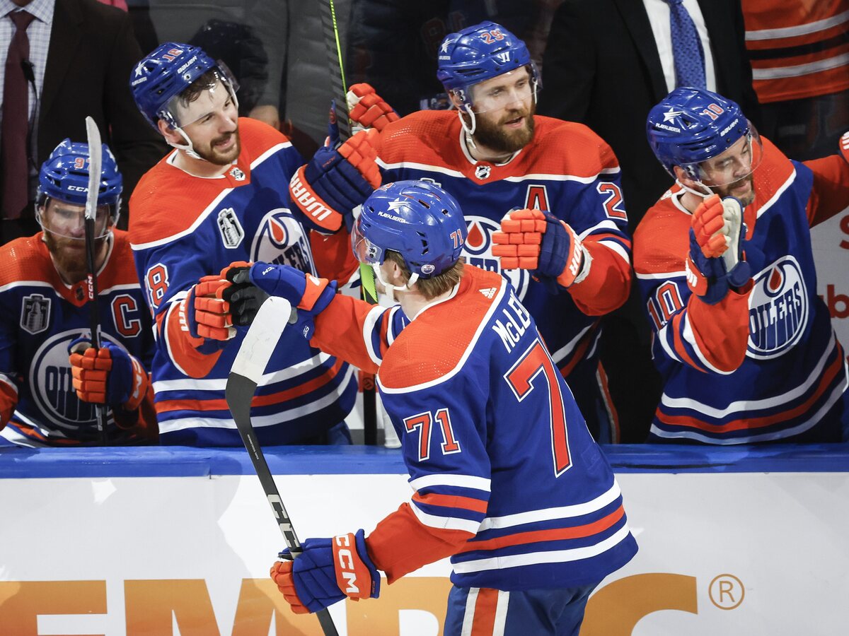 Stanley_Cup_Panthers_Oilers_Hockey419990.jpg