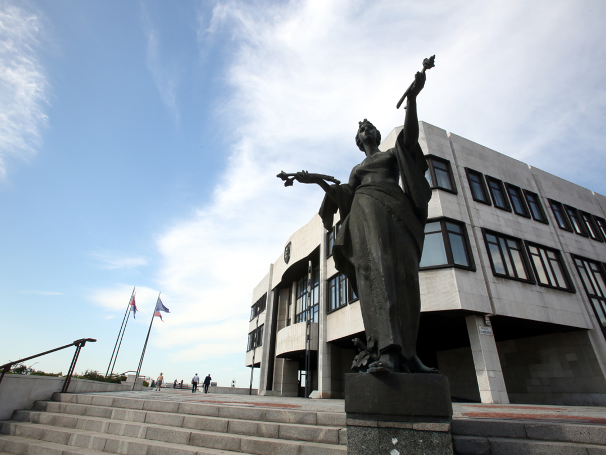 Parlament
