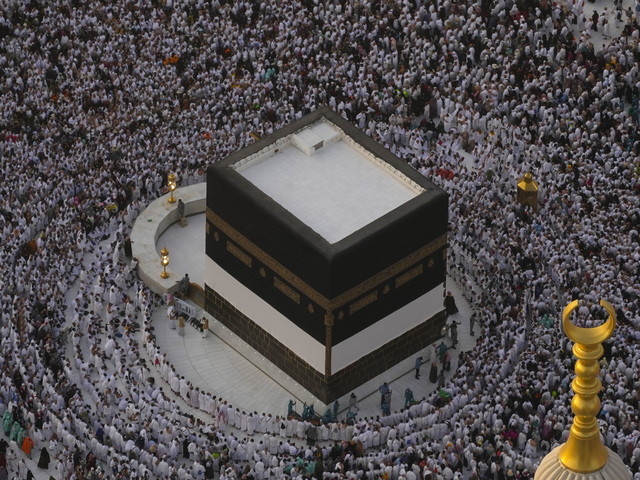 Mekka sa opäť zapĺňa veriacimi. Hadždž sprevádzajú horúčavy, kontroly aj výzvy na opatrnosť