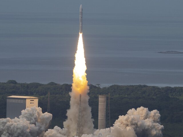 Nová éra európskej vesmírnej dopravy. Raketa Ariane 6 so slovenskou družicou úspešne odštartovala