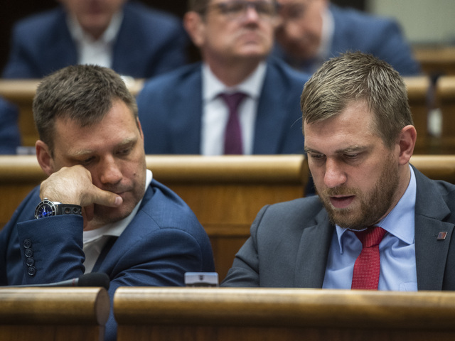 Pellegrini podľa politologičky Ústavu neporušuje. Spor okolo Kuffu môže Ficovi skomplikovať kľúčovú jeseň 