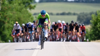 Druhá etapa Medzinárodných dní cyklistiky patrí Francúzovi Bouquetovi. V najlepšej trojke sa umiestnil aj Vaľo 