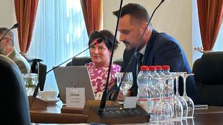 Ayše Pružinec Eren