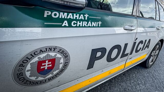 policia policajne auto