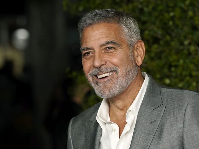 George Clooney podporil Kamalu Harrisovú. Biden svojím odstúpením zachránil demokraciu, tvrdí herec