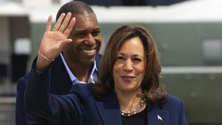 Kamala Harrisová odštartovala kampaň. Tvrdí, že na rozdiel od Trumpa má čistú politickú minulosť