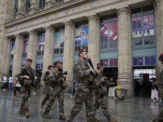 Paríž dohľad na vlakovej stanici