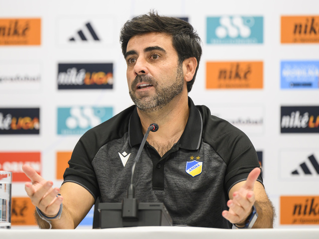 APOEL sa vrátil na ligový trón. Proti Slovanu nebude hrať na remízu