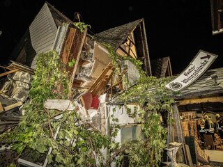 Germany_Hotel_Collapse603225.jpg