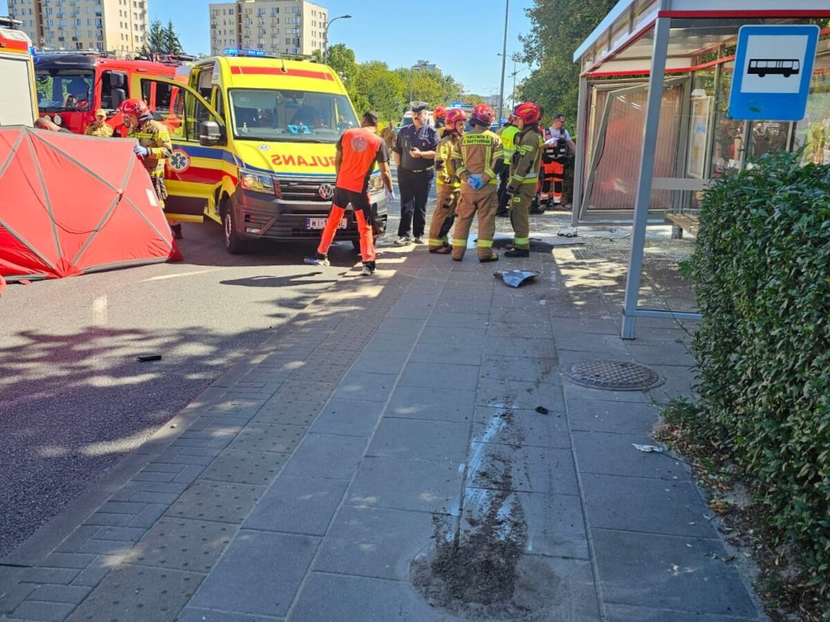 nehoda na zastavke Varšava