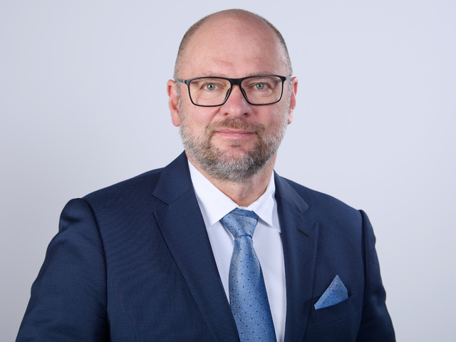 Eurovoľby mu nevyšli, teraz oznámil nečakané rozhodnutie. Sulík sa vzdal mandátu poslanca