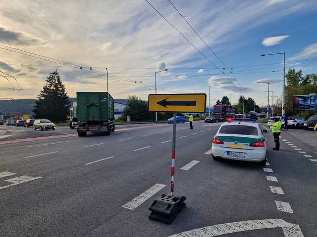 FOTO: Situácia v Banskej Bystrici očami ta3: Most začnú búrať v noci, autá stáli v obrovských kolónach