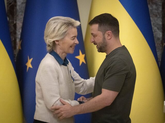 Ukrajina potrebuje obrovskú finančnú injekciu. Von der Leyenová navrhuje zmrazené ruské aktíva
