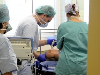 operacia oci